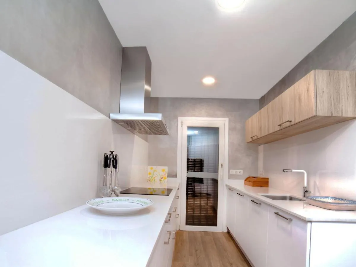 בגור Holiday Home Hercaris By Interhome