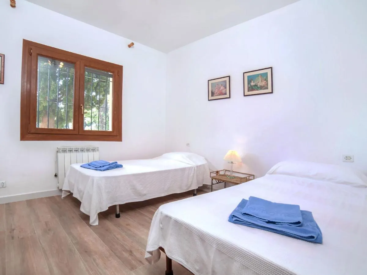 בגור Holiday Home Hercaris By Interhome